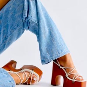 Novelty heel white sandal